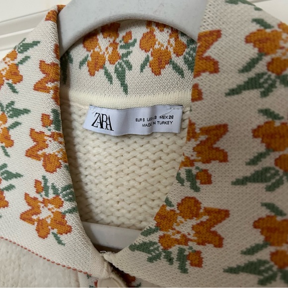 Zara Knit Floral Collared Sweater - Picture 6 of 6
